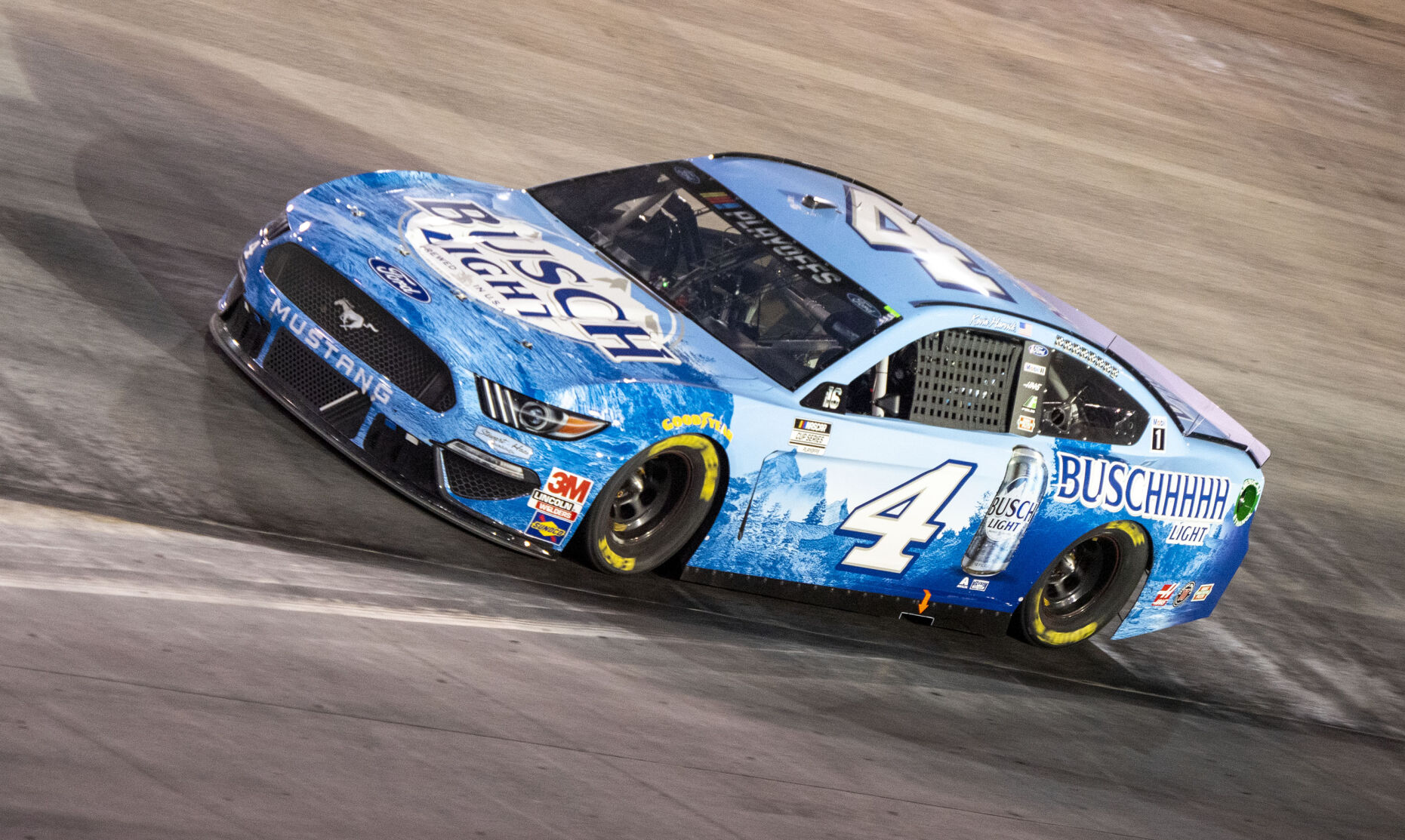BMS Bass Pro Shops NRA Night Race